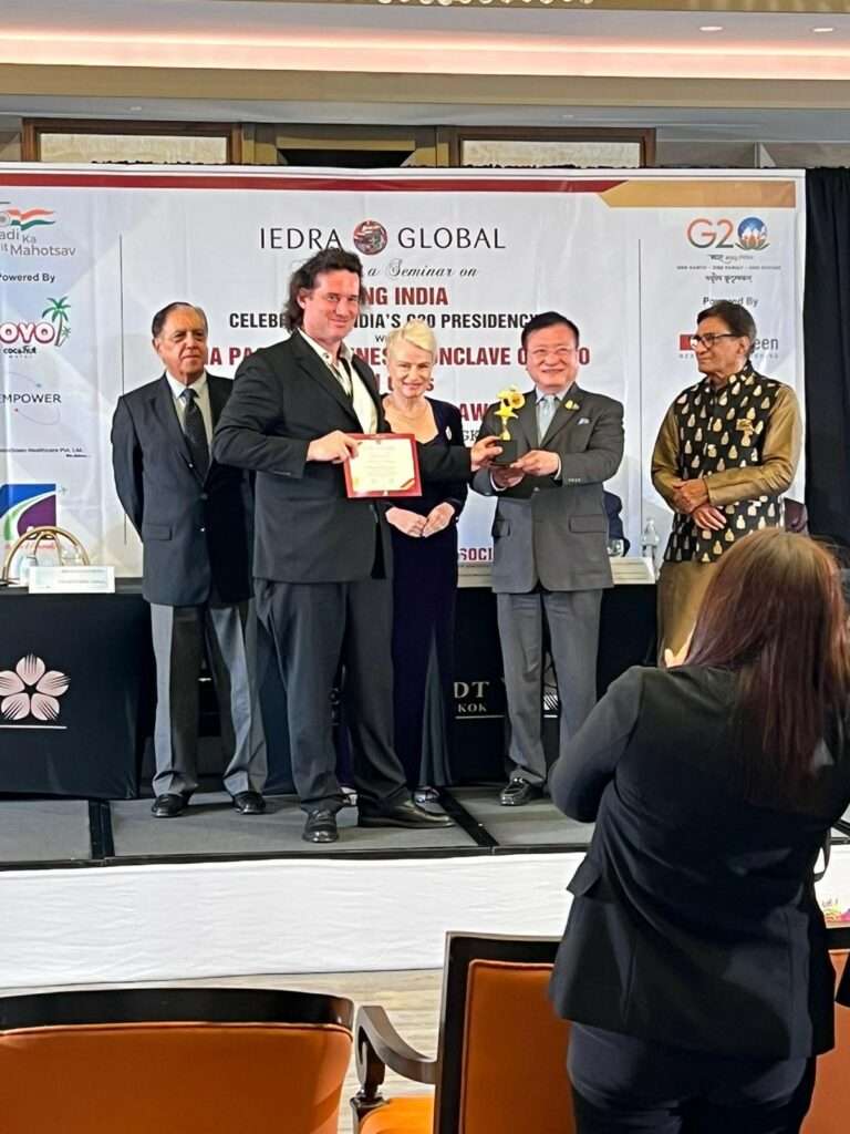 InBetween shines at the Asia Pacific Business Conclave: Double Award Win in Bangkok database-publishing-software2023 04 11 Award EIDRA 6